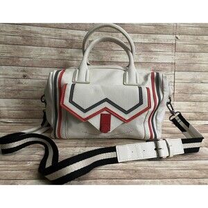 Rare! Vintage BCBGeneration White Tote Unique Stunning W/ Crossbody Strap Clutch